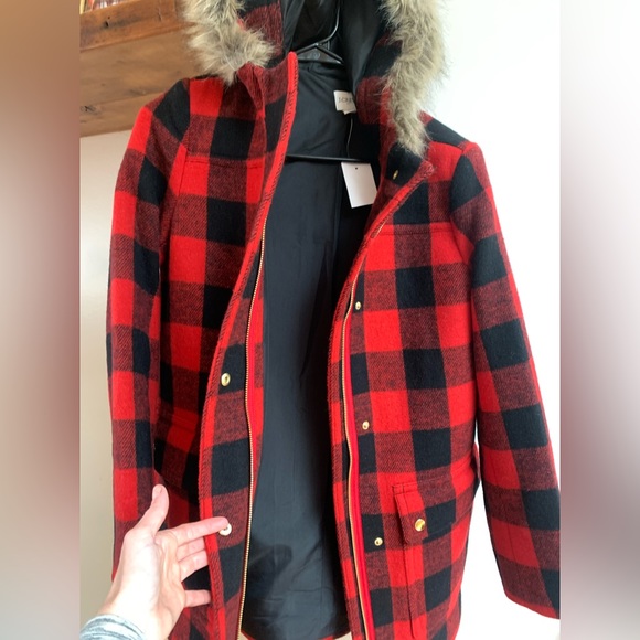 J.Crew buffalo check wool coat with hood NWT Size 2 fur hood RED - Picture 7 of 7
